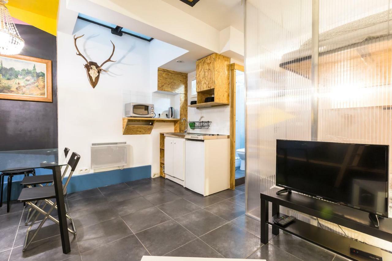 Pretty 25 M2 In A Lively District Apartment Paris Exterior foto